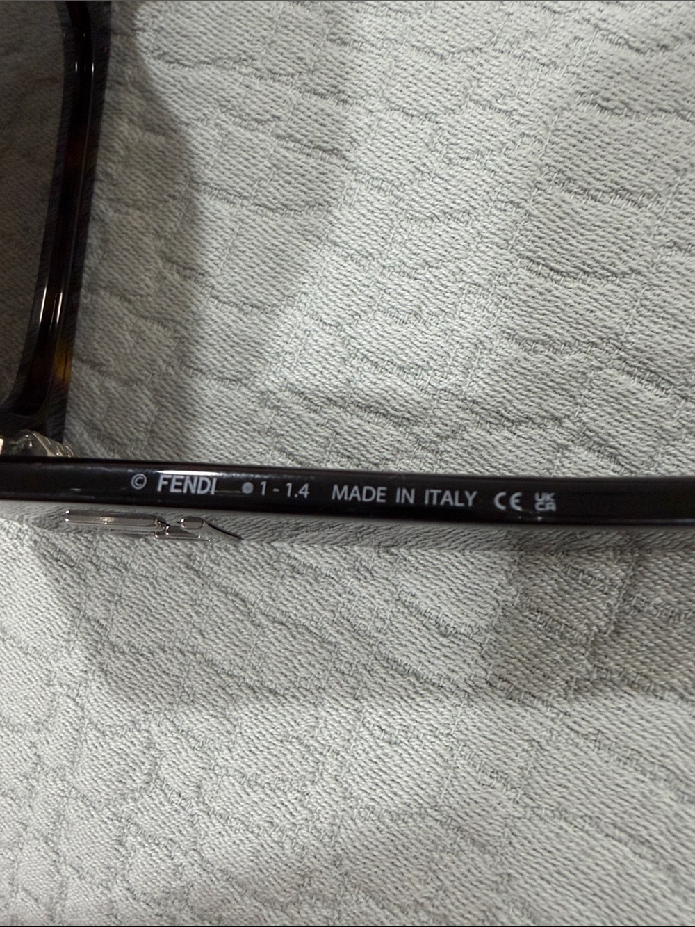 Fendi Tortoiseshell Rectangular Sunglasses with FF Logo - Brown - Picture 7 of 9
